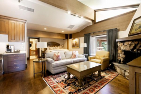 Sterling One Bedroom Suite in Great location with Majestic Mountain Views condo